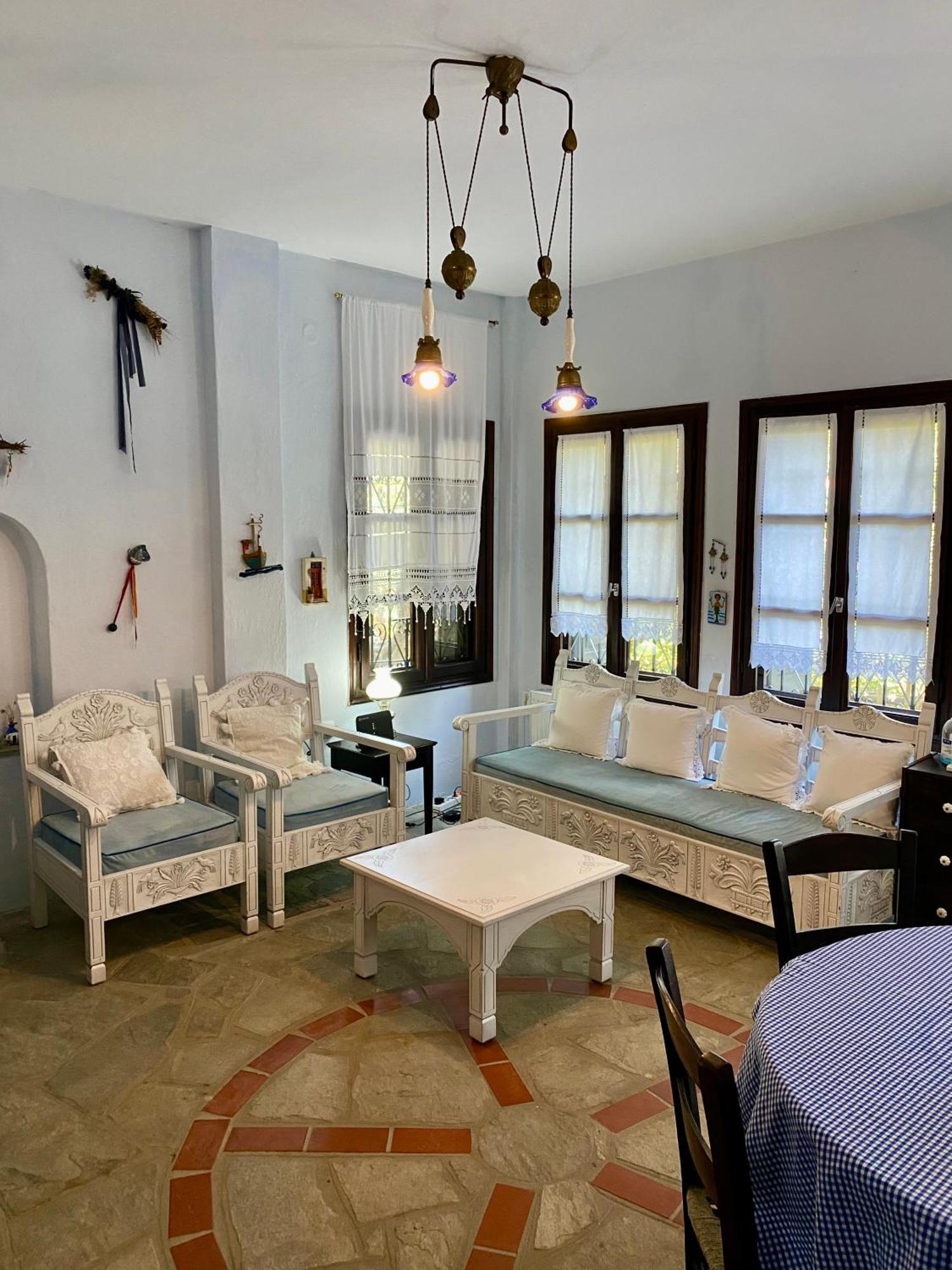 Villa Valia: Traditional Luxurious Residence Pirgadikia Exterior foto