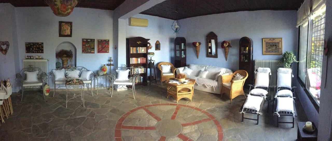 Villa Valia: Traditional Luxurious Residence Pirgadikia Exterior foto