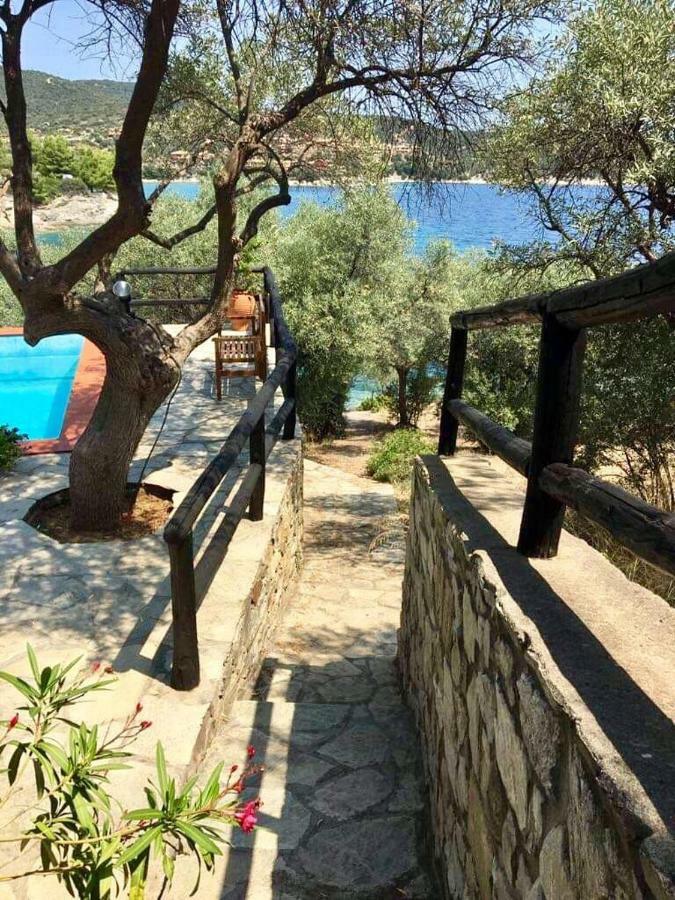Villa Valia: Traditional Luxurious Residence Pirgadikia Exterior foto